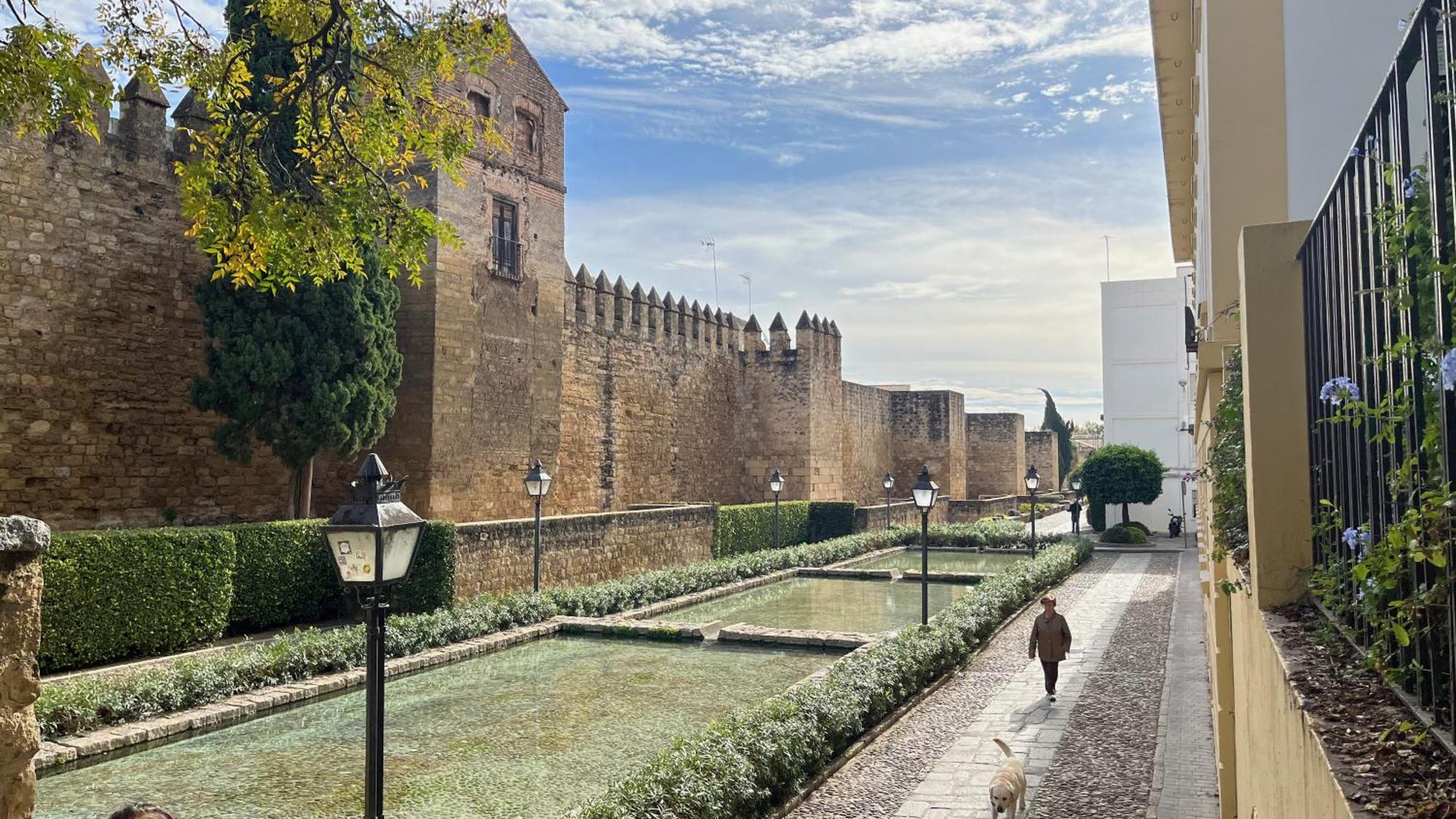 La Casa De La Muralla Cordoba Luaran gambar